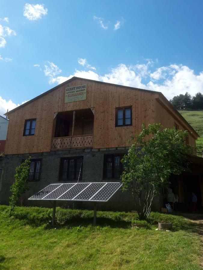Guesthouse Elisabeth Omalo Exterior foto